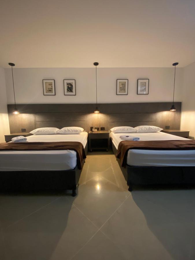 Hotel California City Medellín Zewnętrze zdjęcie