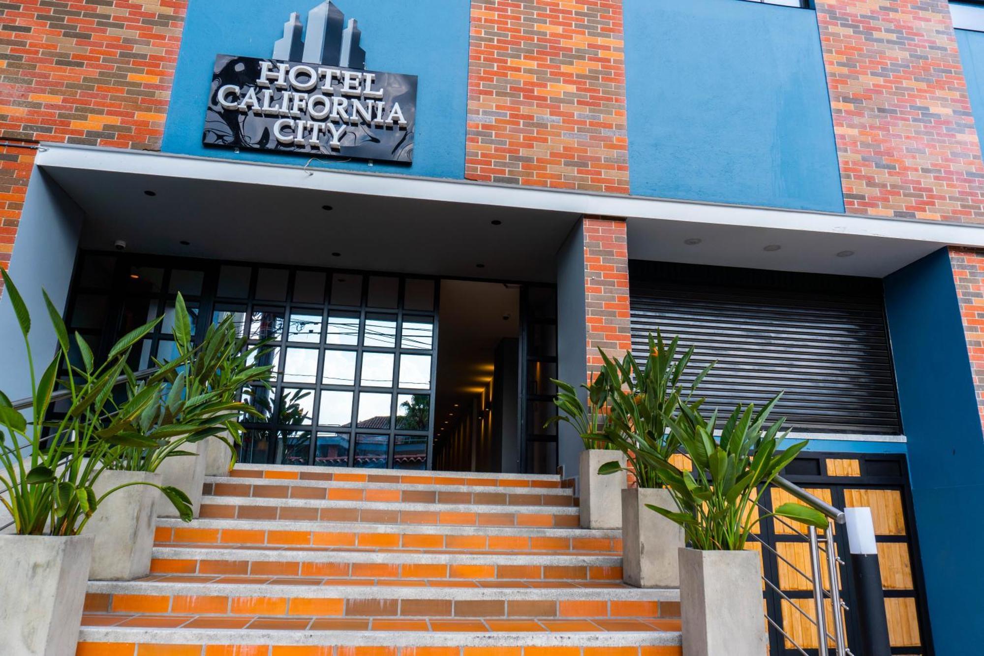 Hotel California City Medellín Zewnętrze zdjęcie