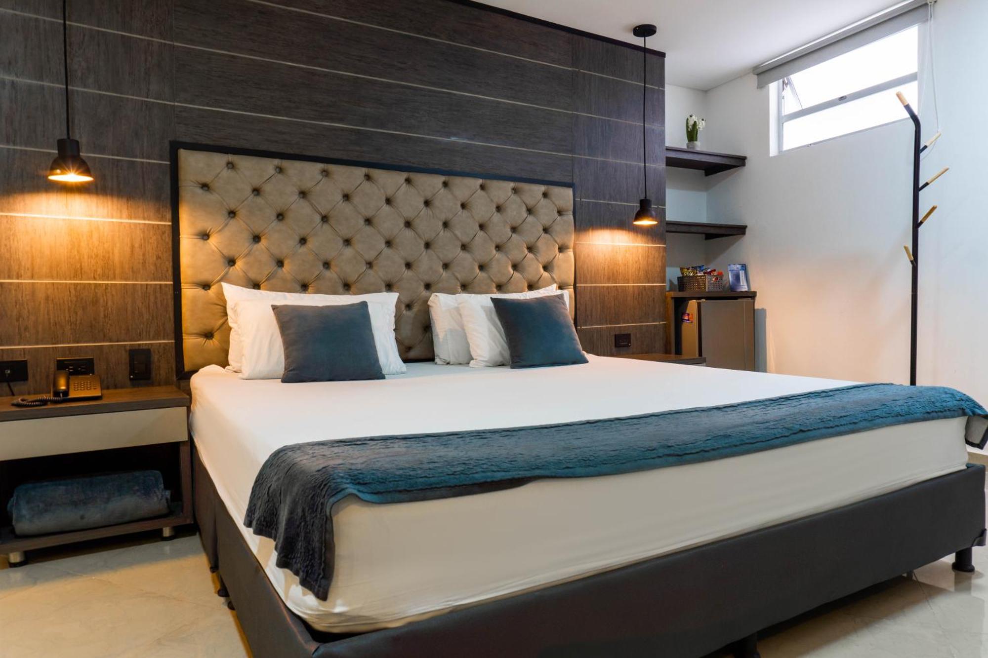 Hotel California City Medellín Zewnętrze zdjęcie