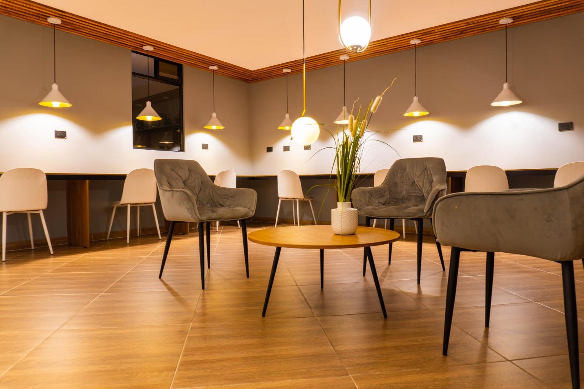 Hotel California City Medellín Zewnętrze zdjęcie