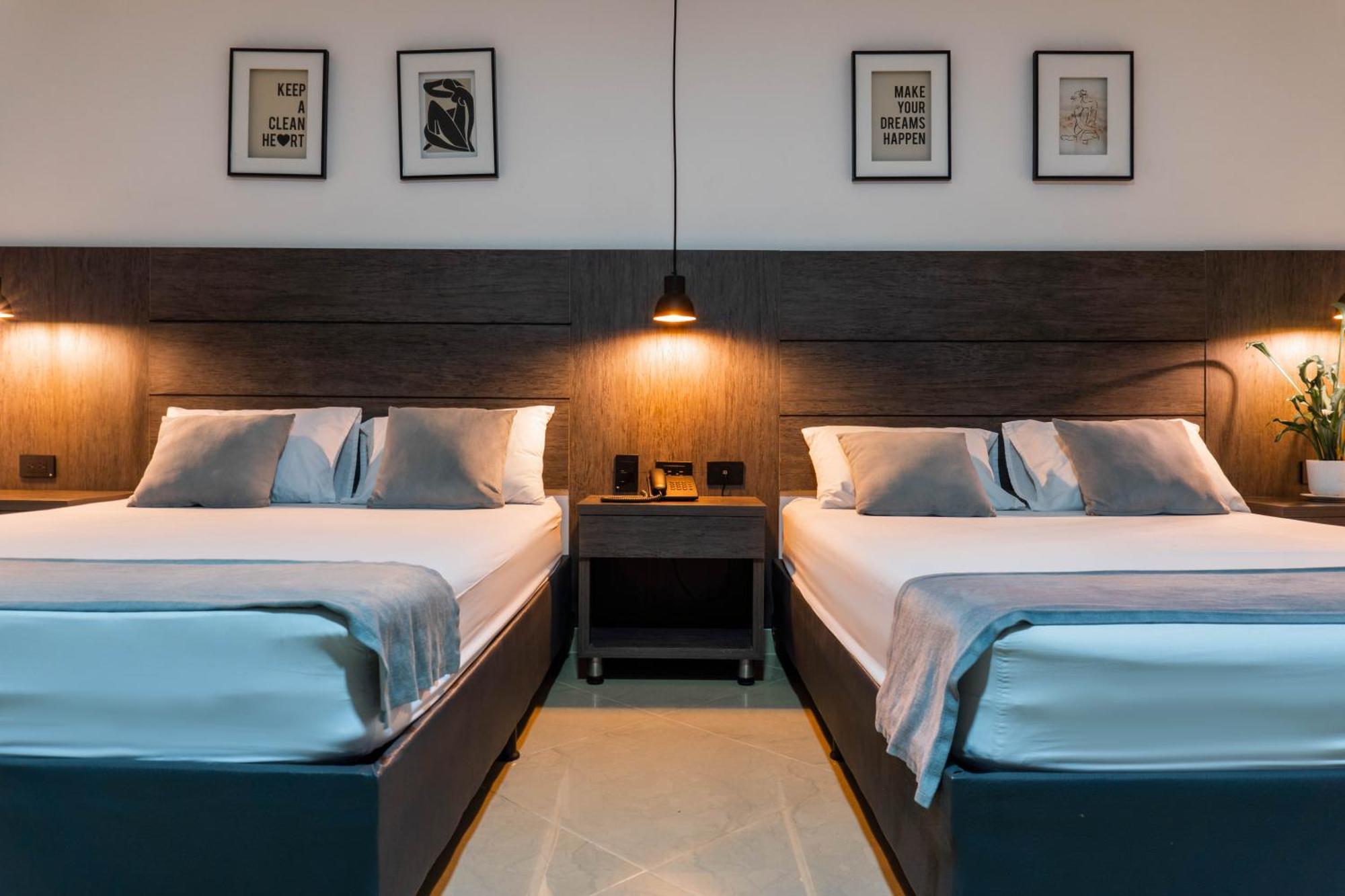 Hotel California City Medellín Zewnętrze zdjęcie