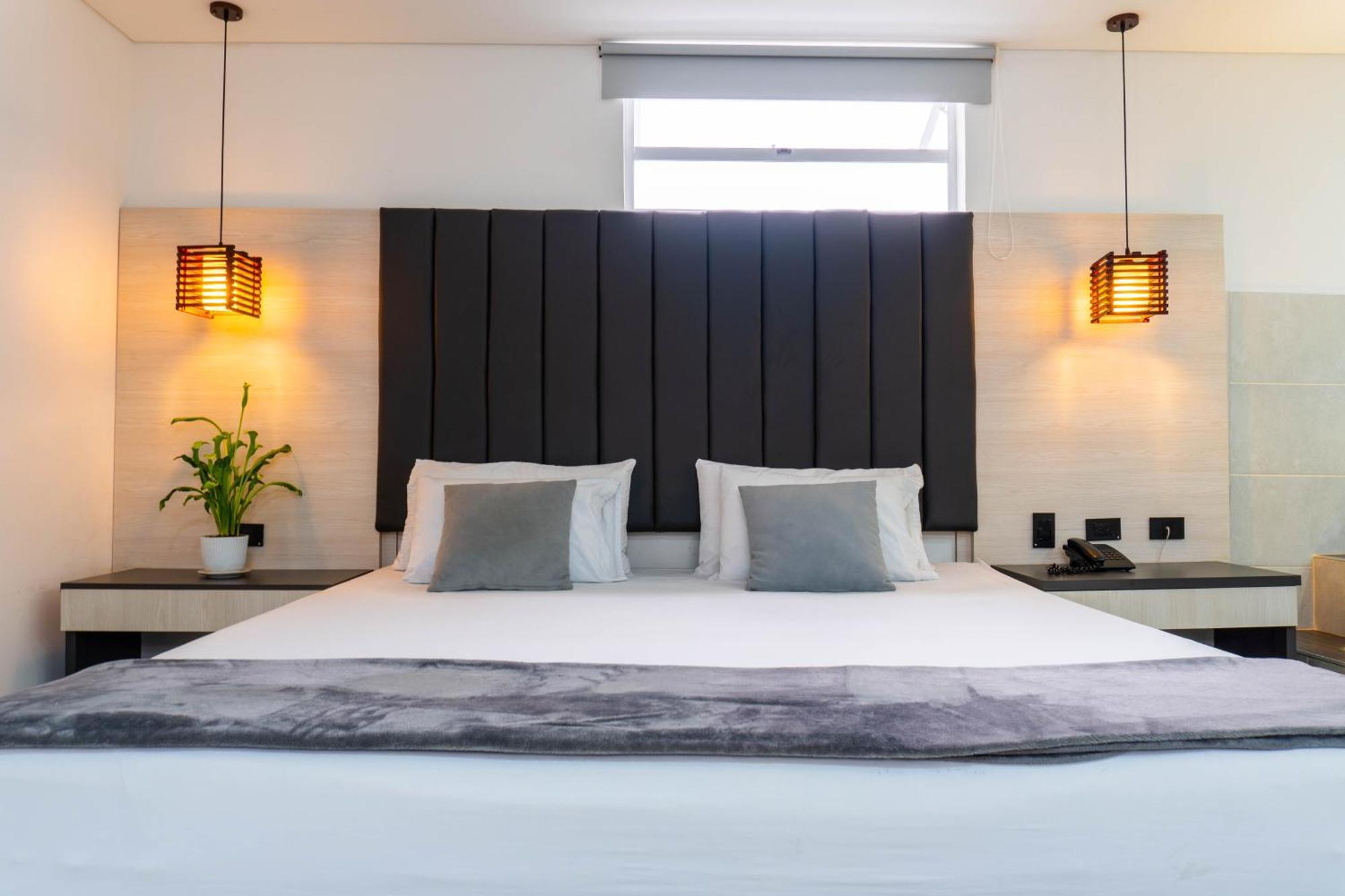 Hotel California City Medellín Zewnętrze zdjęcie