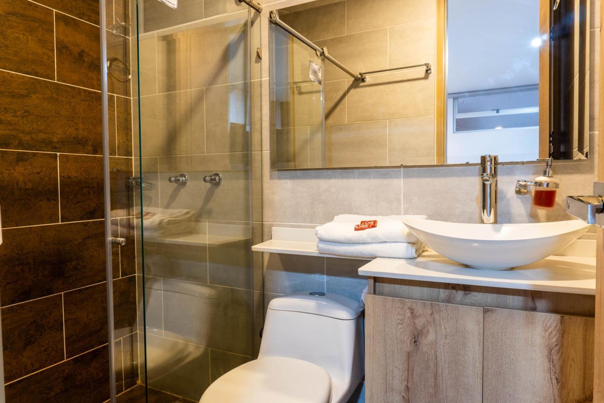 Hotel California City Medellín Zewnętrze zdjęcie